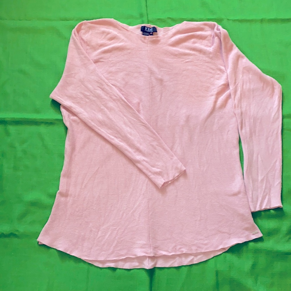 Pink oversized drape-y sweater, feels like cotton